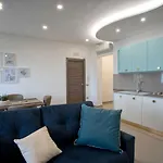 Charme En Bleu Appart hôtel 4*