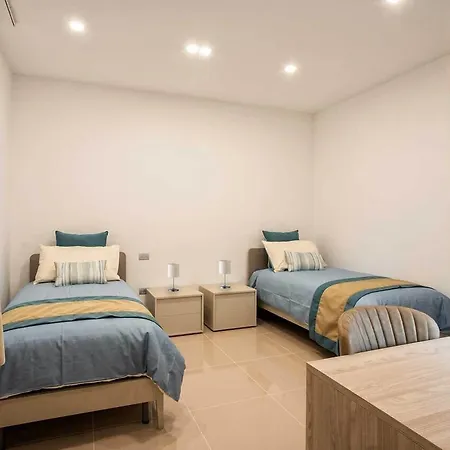 Charme En Bleu Aparthotel 3*