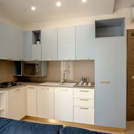 Charme En Bleu Aparthotel 4*